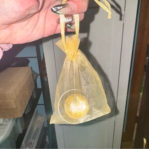 Gold peptide moisturizer